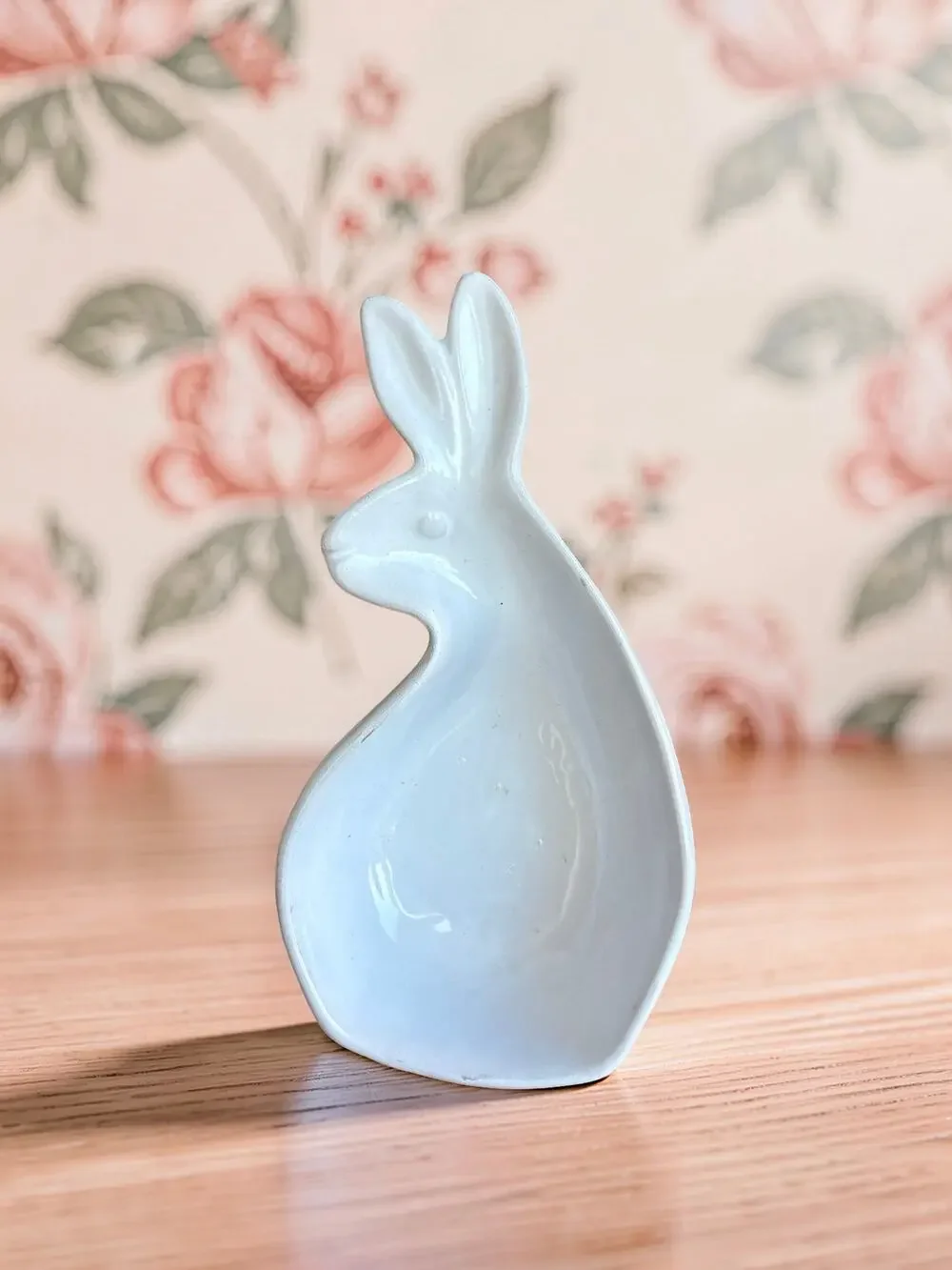 Foreside Melody Martin White Ceramic Bunny Rabbit Dish Bowl 8